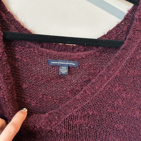 AE maroon sweatshirt - Picture 3 of 5